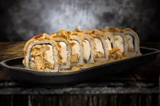 Roll Bonito cu somon prăjit