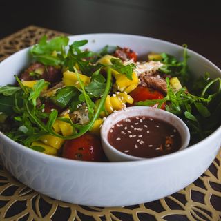 Salada quente de Quinoa e Novilho