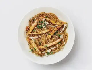 Рисова локшина з куркою