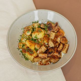 Картопля з карамелізованим стегном