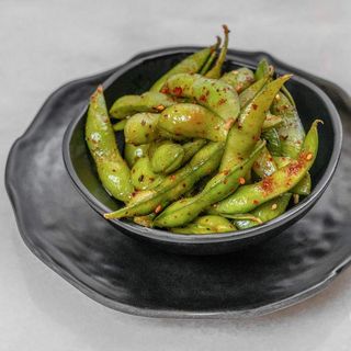 Edamame Salteado Picante (vegan)