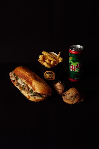 MENU CHEESY CHICKEN SANDWICH