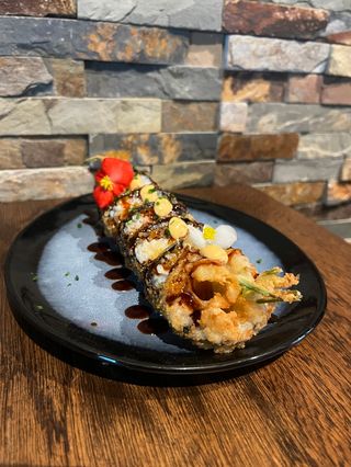Maki tempura cu ton