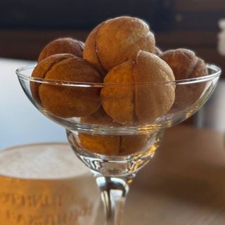 Горішок зі згущеним молоком