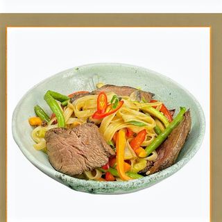 Noodles cu muschiulet vita