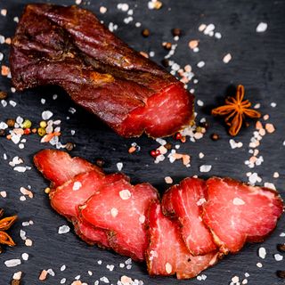 Specialitate de porc maturata
