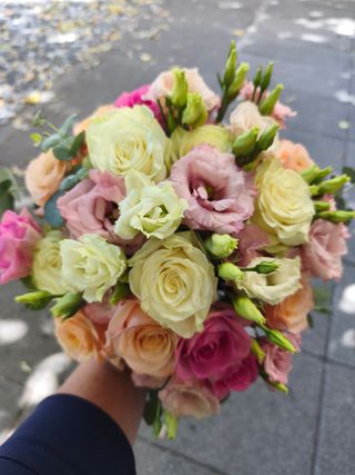Bouquet toni del rosa