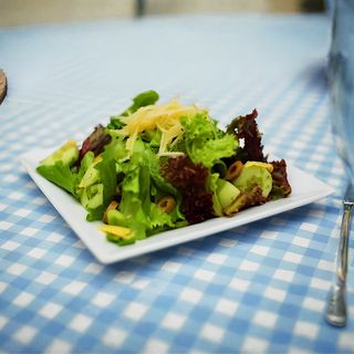 მწვანე სალათი