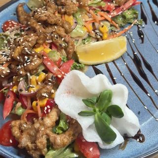 Тайський салат  з яловичиною(300г)