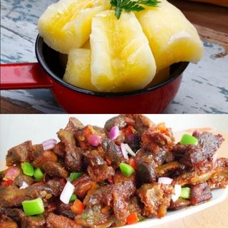 1/2 kg wet fried goat's meat with boiled cassava 
