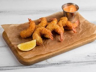 Креветки в хрусткій паніровці з соусом "Айолі-кімчі" (170/50/20g)