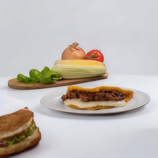 Cachapa Queso De Mano Y Pernil Horneado (1 Ud.)