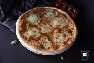 Pizza Margherita Ø 33 cm