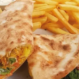 Makloub Zinger