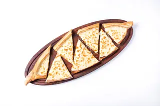 Kaşarli pide + Coca-Cola 0,33l