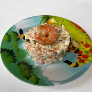Олів'є з креветками (150г)