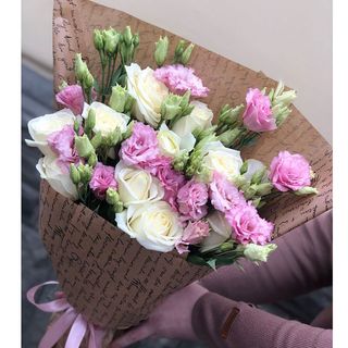 ეუსტომების და თეთრი ვარდების თაიგული(11)