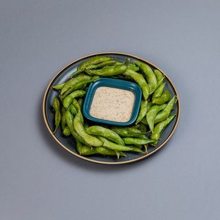 Էդեմամէ սեզամե սոուսով