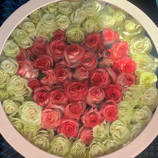 დიდი ვარდების ყუთი 