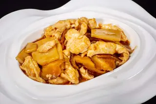 418 Pollo bambu e funghi