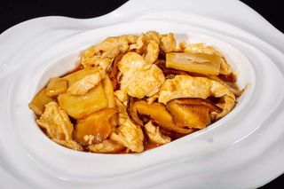 418 Pollo bambu e funghi