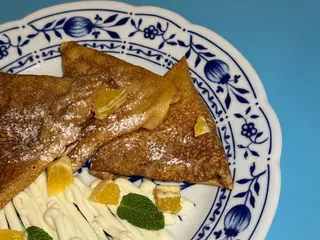 Млинці з яблуками
