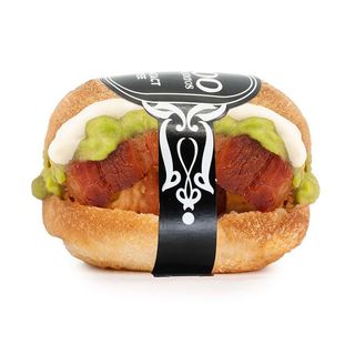 71. Torreznos, guacamole y salsa alioli