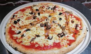 4 Pizza BACON Y CHAMPI