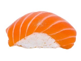 Суши з лососем (45г/1шт)