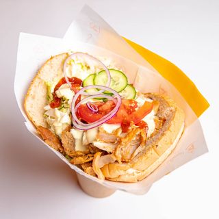 Kebab De Luxe z frytkami