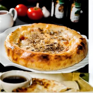 Pizza Favorit / srednja-26cm