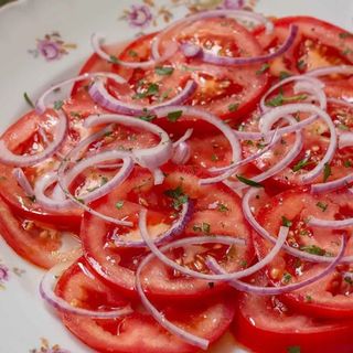 Ensalada De Tomates Aliñados