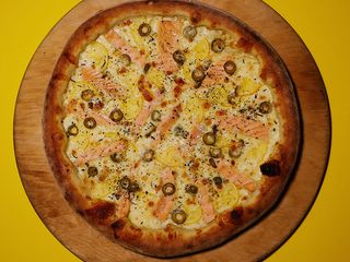 Піца Аль - сальмоне  (500г)