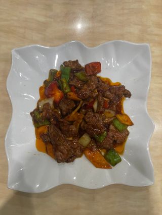 45. Ternera salteada picante