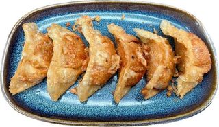 235b.Dim sum z kurczakiem smażone 5szt