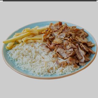 Plato Döner Kebab De Carne Con Arroz