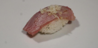 Nigiri tonno scottato