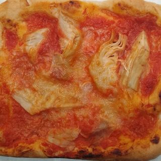 Pizzetta rossa  Margherita con carciofi