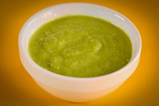 Sos verde