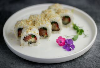 Uramaki Tuno (lekko pikantna)