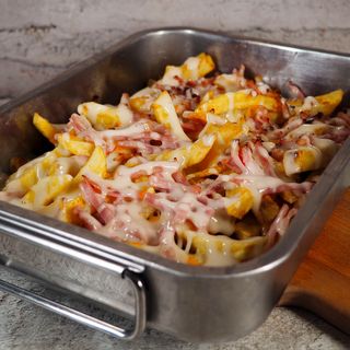 Ración De Patatas Cheddar Caseras