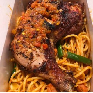 SPAGHETTI X CHICKEN LAP 