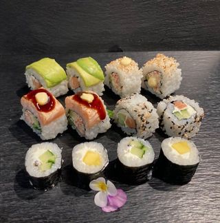 ЧИЗУ/филаделфия/ сет мини -12 хапки (300г)