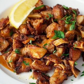 Orejitas de cerdo al ajillo