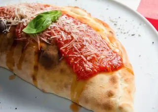 Calzone rustico al forno