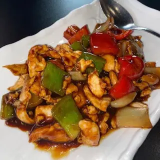 Pollo con almendras