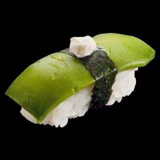 Nigiri avocado
