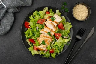 Pileća salata 250g