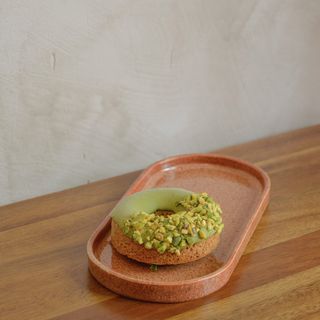 Donut Saludable De Matcha Y Pistacho