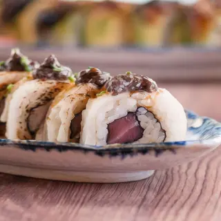 Uramaki Roll Managatsuo Roll (4 Pzs.)